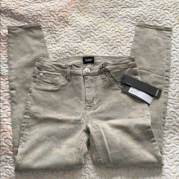 HUDSON NICO MIDRISE SUPER SKINNY ANKLE JEANS - Picture 4 of 7